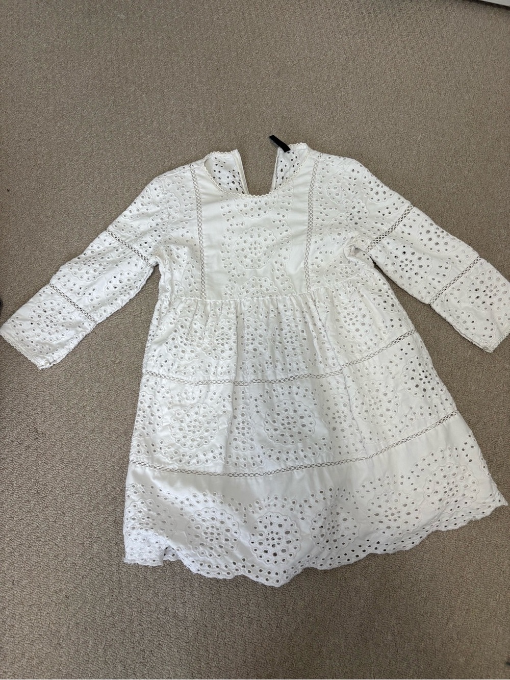 Zara White Eyelet Mini Dress-Zipper to be changed